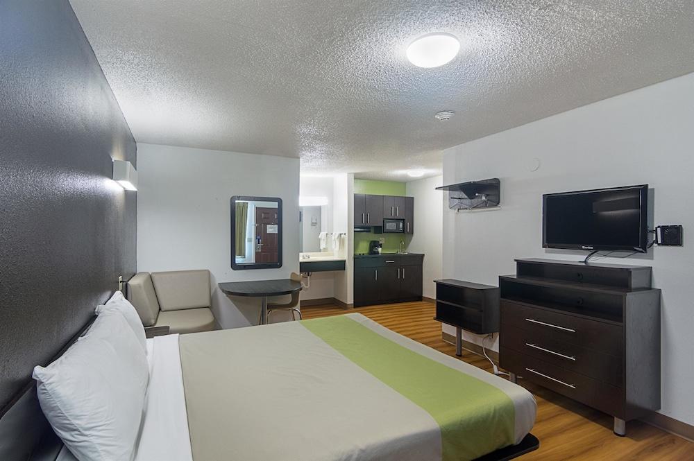 Studio Inn Extended Stay Oklahoma City Airport By Oyo Bagian luar foto